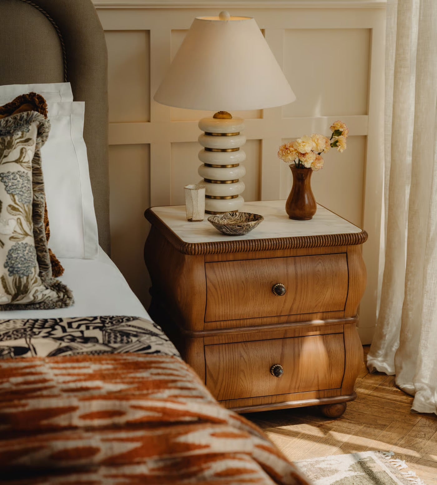 Esmeray Bedside Table, Mid-tone